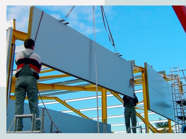 Монтаж сэндвич-панелей в Узловой от 611 руб.